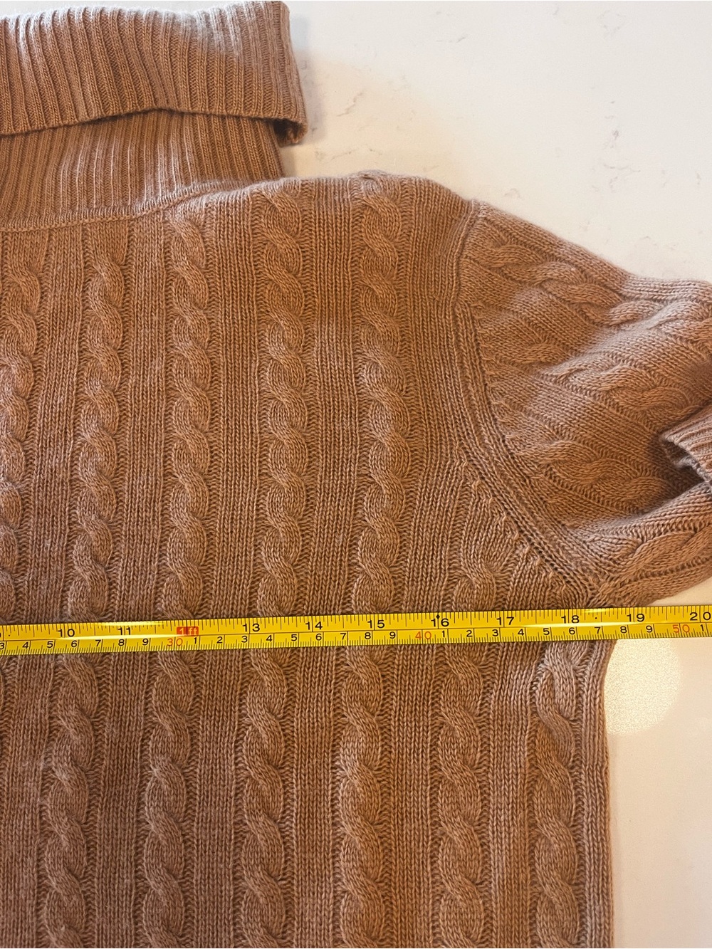 Deane & White đŻ% Cashmere Cable Knit Turtleneck Sweater Womenâs -Size Medium-EUC - Picture 5 of 7